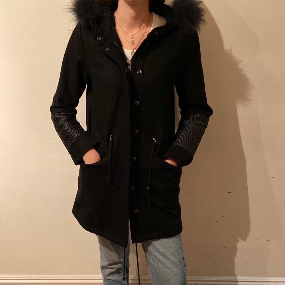 Navy wool Coat with fur-lined hood (Small)